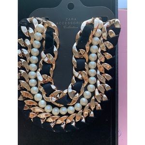 Zara necklace / accessories